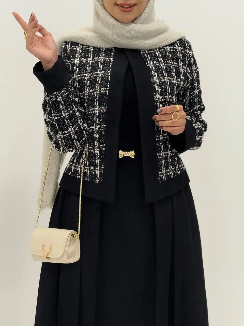 3805-کت و دامن شنل ( ایراددار )